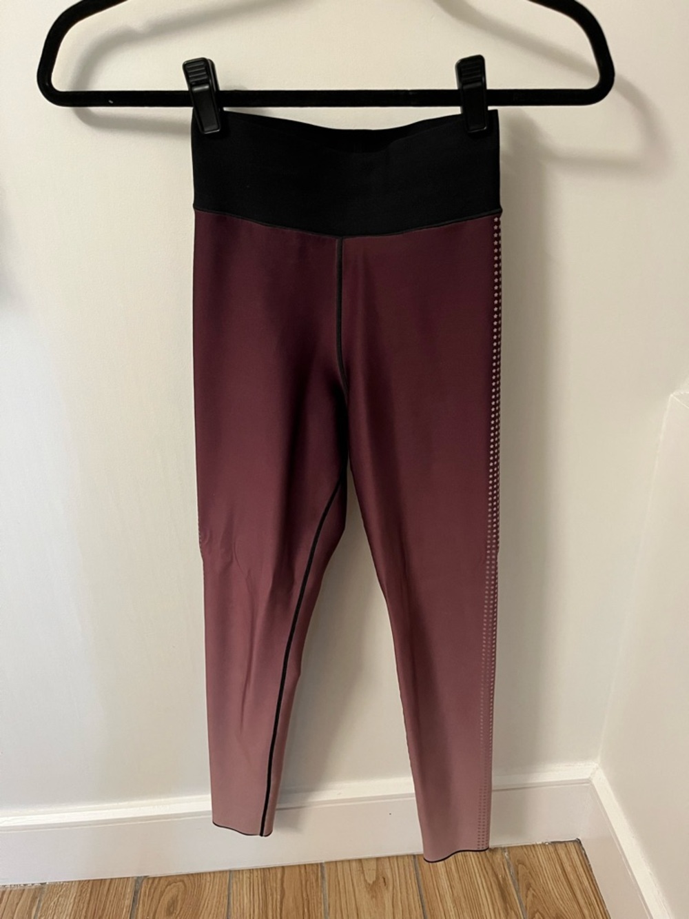 ultracor burgundy High-Rise Leggings